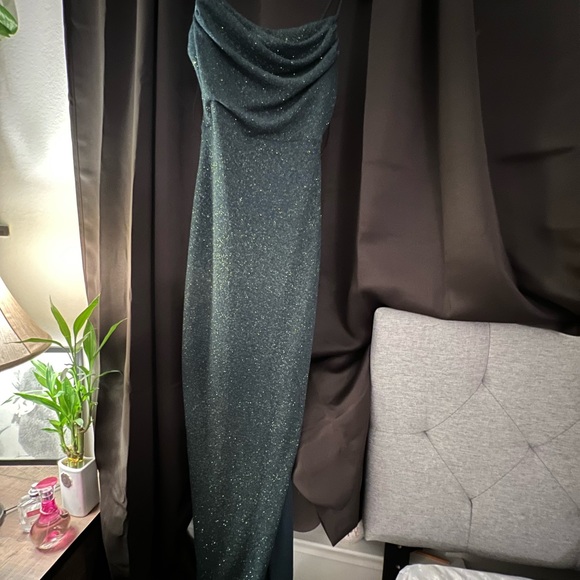 Dresses & Skirts - Windsor